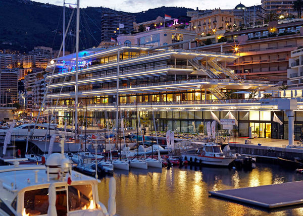 New Yacht Club in Monaco