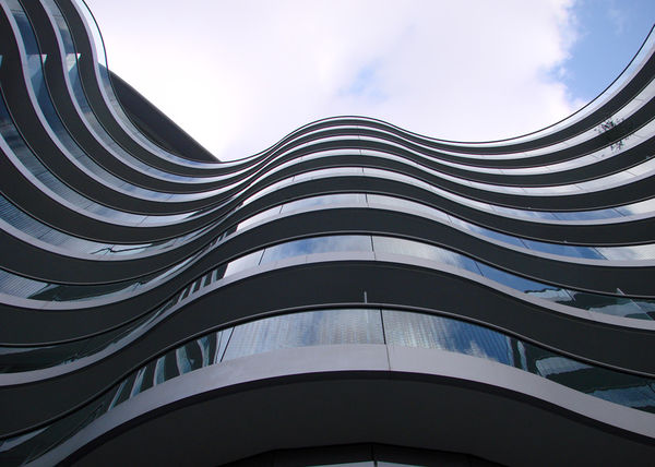 Residential building Albion Riverside, London